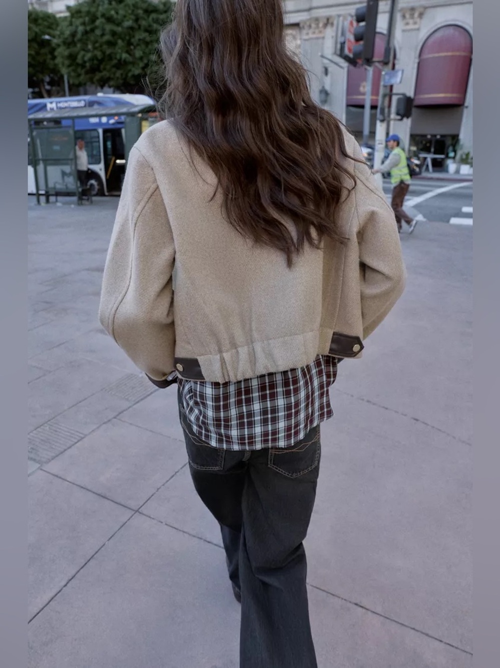 Zara Beige Cropped Jacket with Dark faux leather trim bomber. POP - Picture 8 of 12